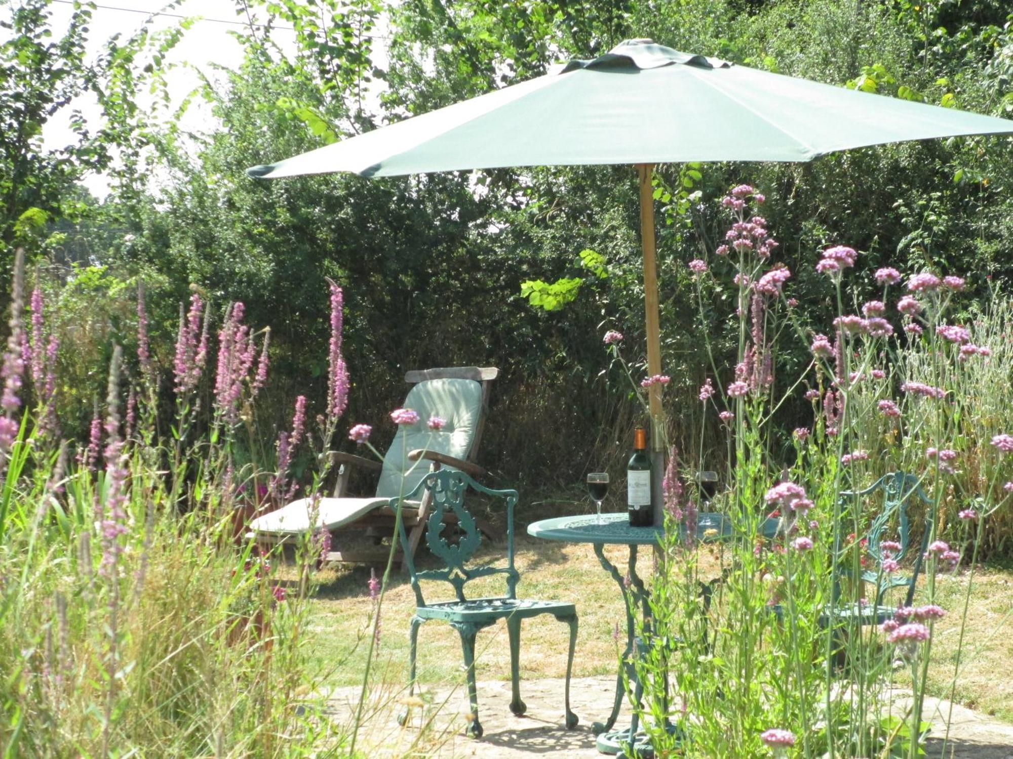 Chez Tartaud Villa Lathus St Remy Exterior photo