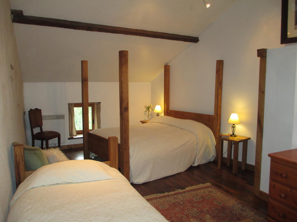 Chez Tartaud Villa Lathus St Remy Room photo