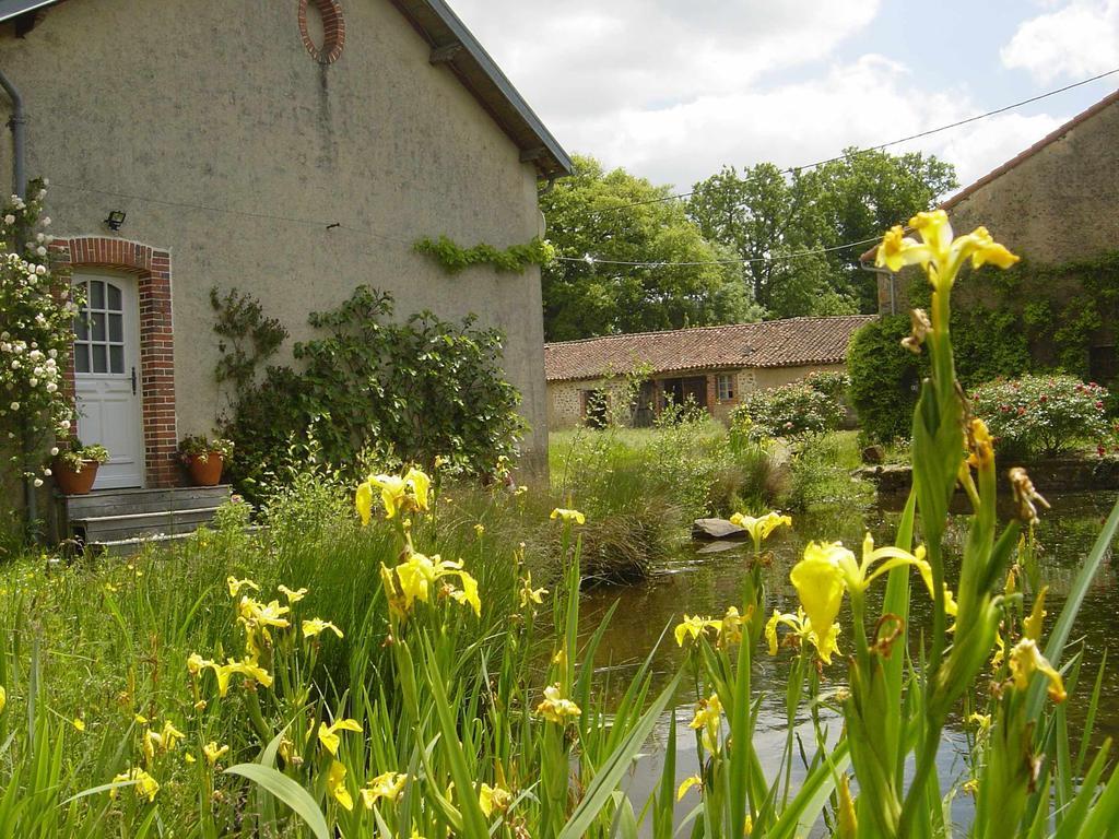 Chez Tartaud Villa Lathus St Remy Room photo